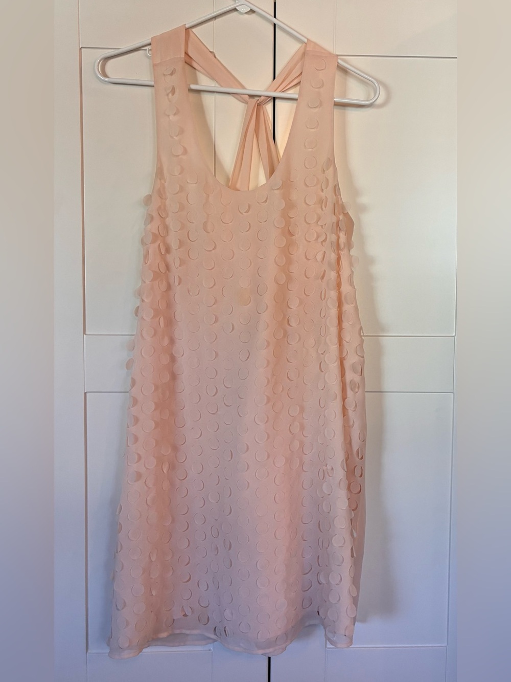 BCBG cut out Pale Pink Circle-Textured Sleeveless Shift Dress